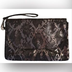 Metallic Snake Silvered/Black Soft Texture Synthetic Handbag Animal Print